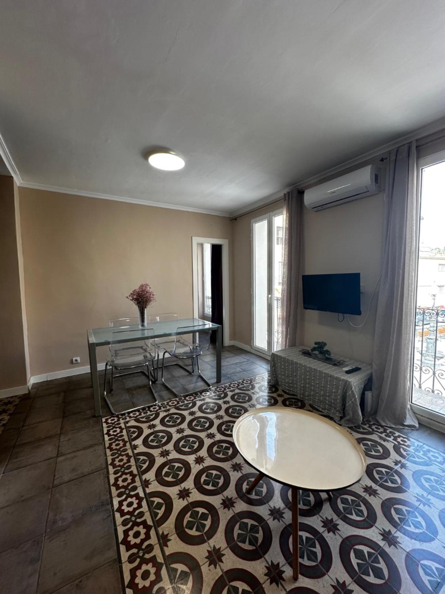 Apartment City Centre Alicante Luaran gambar